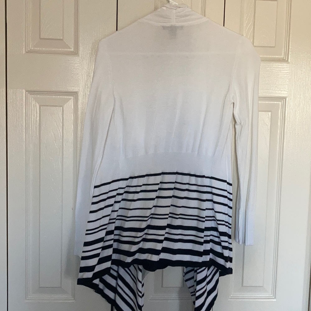 Cardigan - Picture 5 of 6